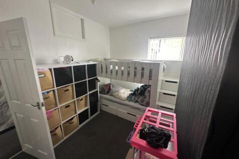 Rear bedroom.jpg