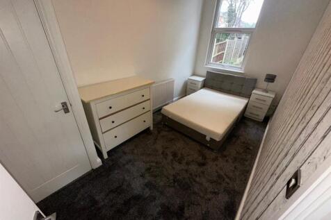 Room 4.jpg