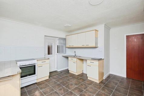 Kitchen1.jpg