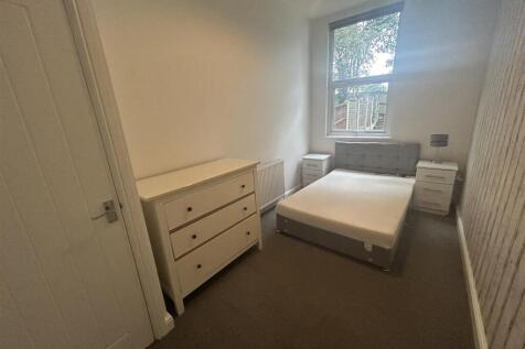 Room 4.jpg