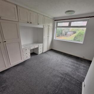 Master bedroom.jpg