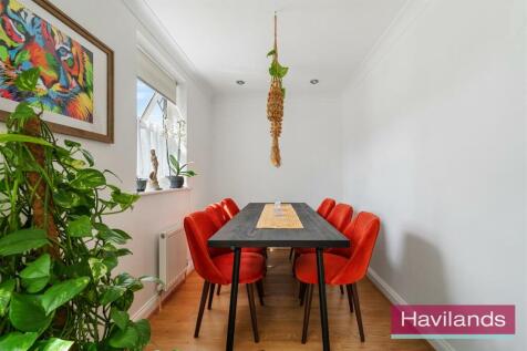Foxwood Green Close-11.jpg