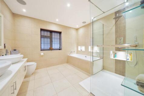 8 Ridgemount Gardens - P5bsOj8QpfEA5YXb283B.jpg