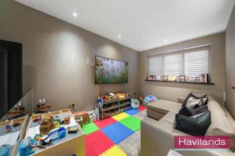 Winchmore Hill Road-13.jpg