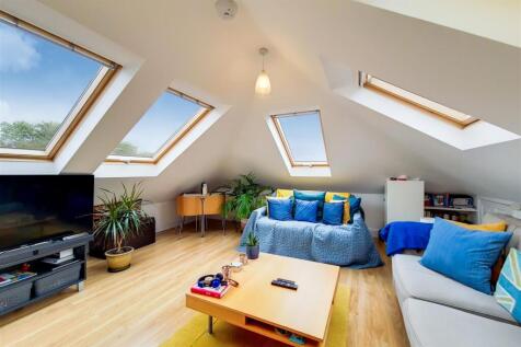 4_Kitchen-Reception-3.jpg