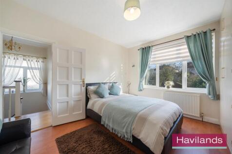Winchmore Hill Road-4.jpg