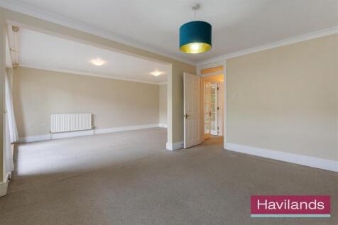 Ashwood Lodge-9.jpg