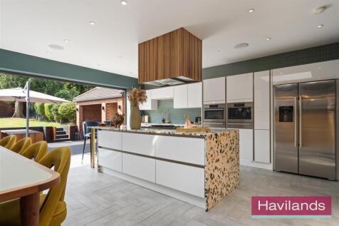 Winchmore Hill Road-15.jpg