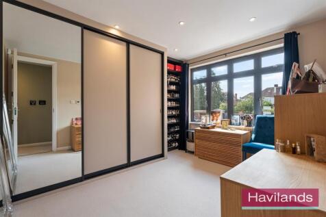 Winchmore Hill Road-4.jpg