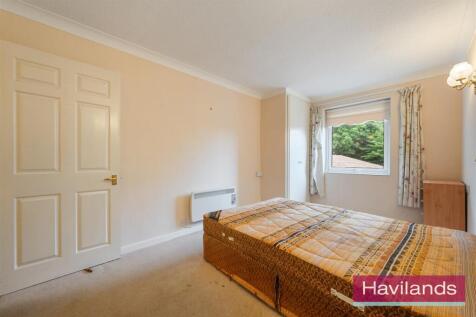 Homewillow Close-6.jpg