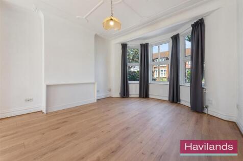 Oaktree Avenue-9.jpg