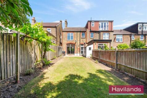 Oaktree Avenue-20.jpg