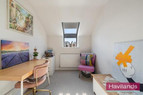Cosgrove Close-3.jpg