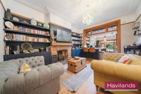 Eversley Park Road-10.jpg