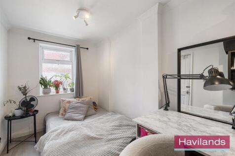 Woodgrange Avenue-3.jpg