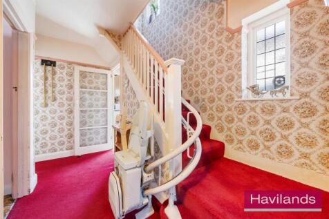 Rowantree Close-12.jpg
