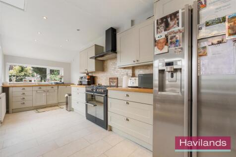 Halstead Road-2.jpg