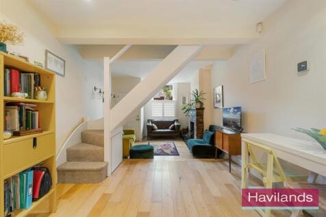 Eversley Park Road-8.jpg