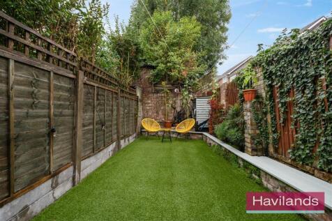Eversley Park Road-11.jpg