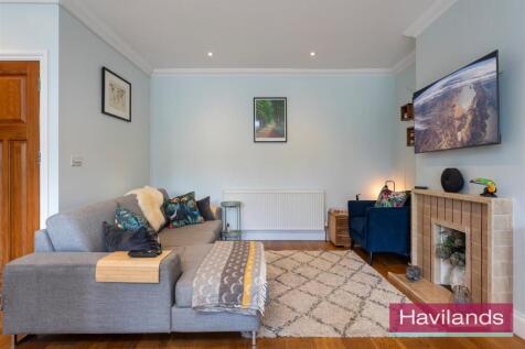 Oaktree Avenue-10.jpg