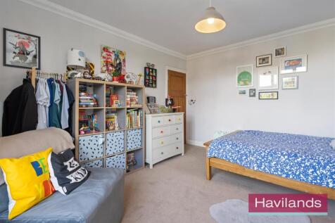 Oaktree Avenue-7.jpg