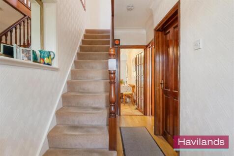 Lowther Drive EN2-21.jpg