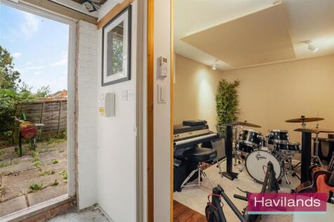 Lockyer Mews-11.jpg