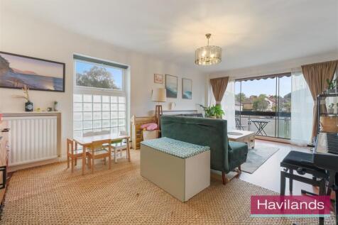 Chesterfield Lodge-4.jpg