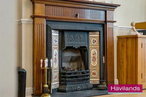 Bincote Road EN2-19.jpg