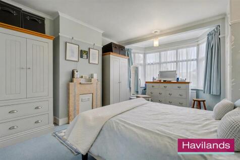 Bincote Road EN2-2.jpg