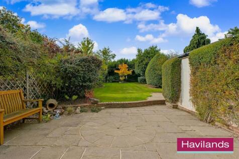 Bincote Road EN2-15.jpg