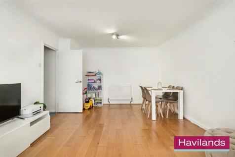 Freshfield Drive-2.jpg