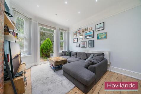 Palmerston Crescent-17.jpg