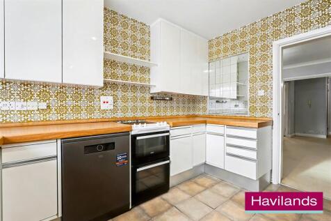 Flat 6, Chesterfield Lodge N21 1LW-4.jpg