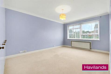 Flat 6, Chesterfield Lodge N21 1LW-7.jpg