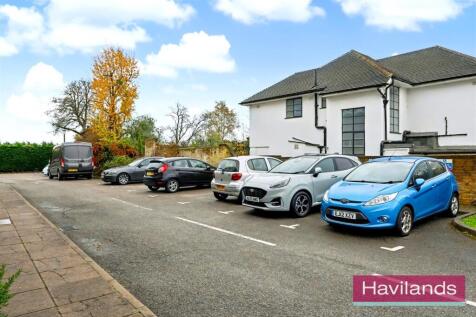 Flat 6, Chesterfield Lodge N21 1LW-13.jpg