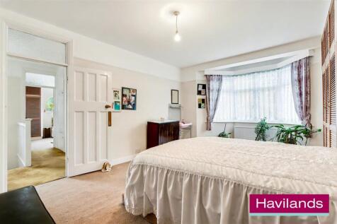 Woodland Way N21 3PY-1.jpg