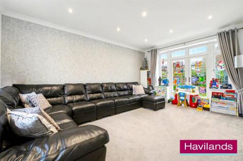 Cranleigh Gardens N21 1DR-19.jpg