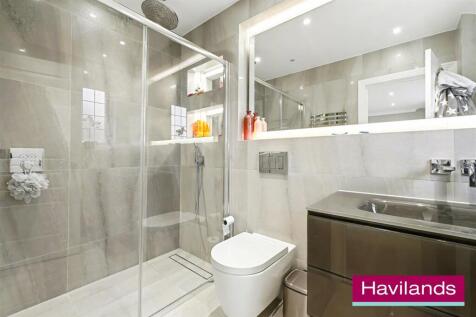 Cranleigh Gardens N21 1DR-15.jpg