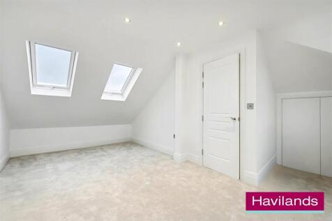 Cranleigh Gardens N21 1DR-8.jpg