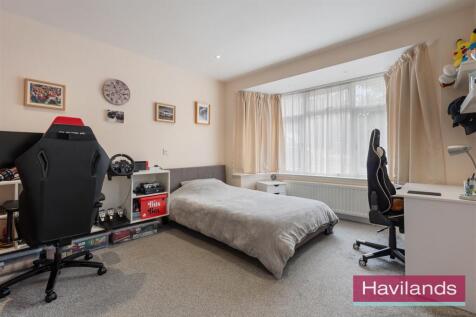 Lindal Crescent-3.jpg