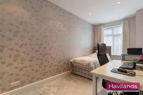 Lindal Crescent-1.jpg