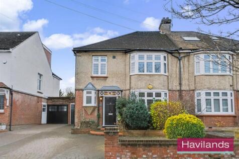 Vicars Moor Lane N21 1BL-19.jpg