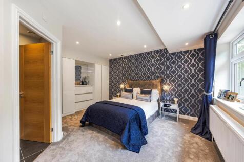 GROUND FLOOR BEDROOM