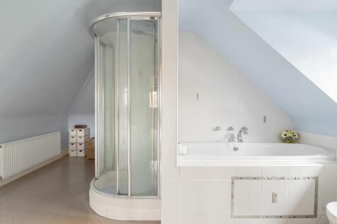 PRIMARY EN SUITE