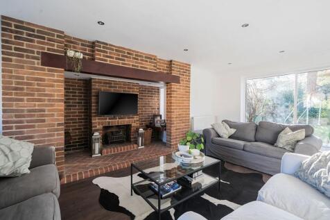 SITTING AREA