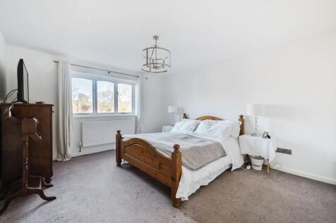PRIMARY BED