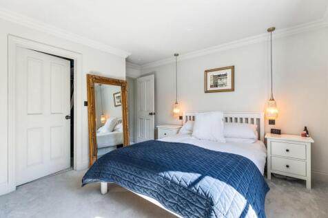 Annexe bedroom