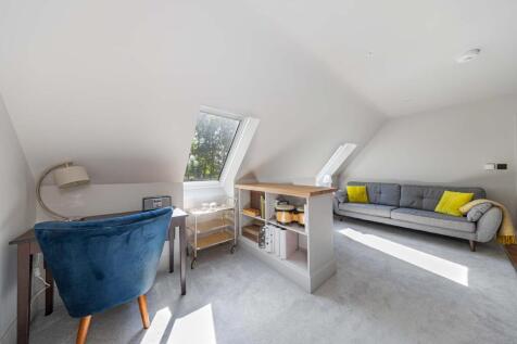 Guest living area