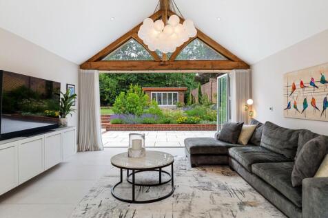 SITTING AREA